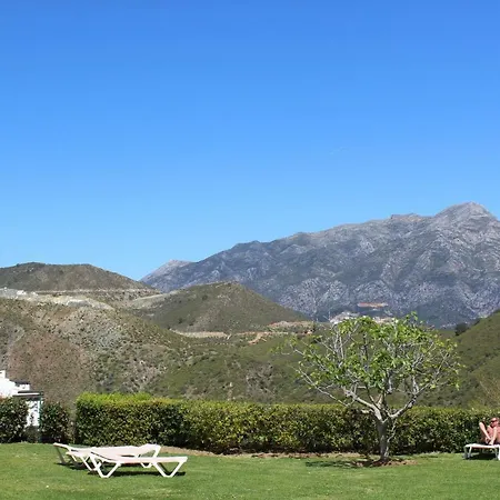 Апартаменти La Concha Vista La Quinta Марбелья